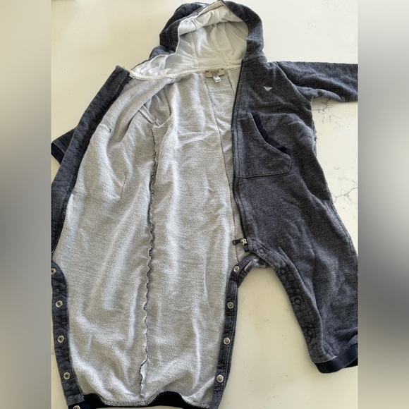 Armani Baby onesie unisex 12M - Picture 5 of 9